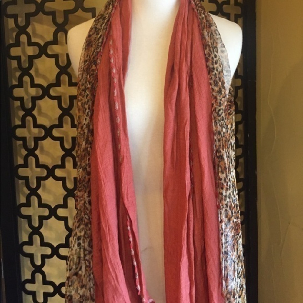 LEOPARD RUST‎ WRAP SCARF View 2